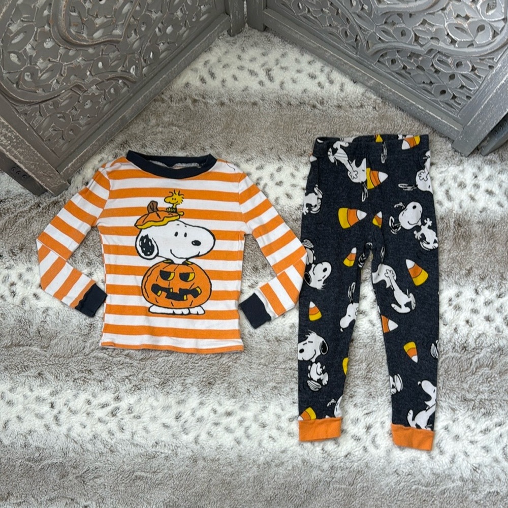 Peanuts Snoopy pajama set kids 4T Halloween stripes pumpkin trick or treat fall